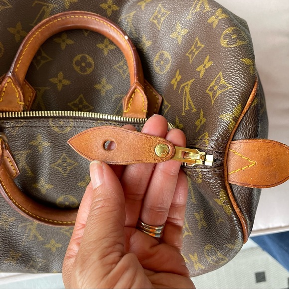 Authentic Louis Vuitton Speedy 35 (Vintage) - Picture 8 of 16